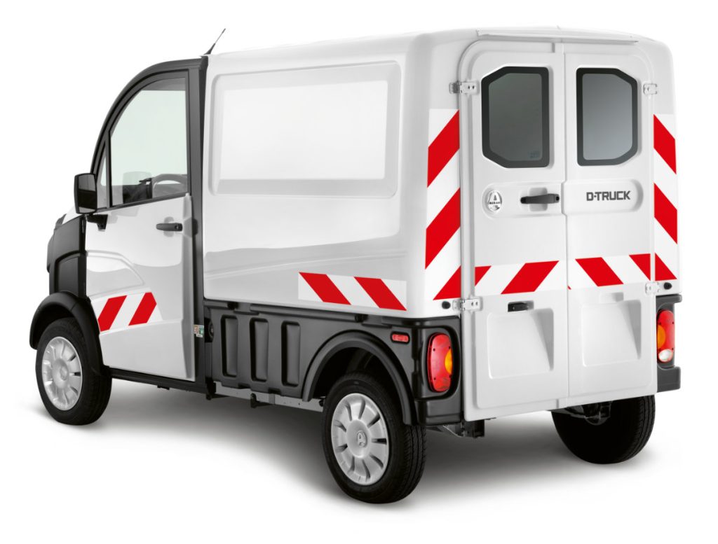D-Truck Van, weiß (Reflektorstreifen + Fenster in den Hecktüren)